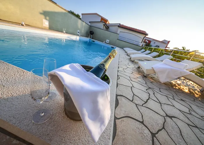 Sunset Deluxe Villa