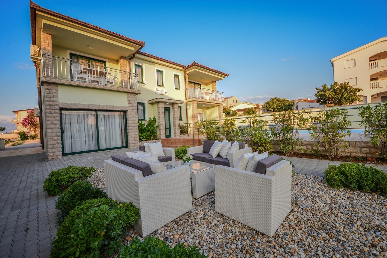 Sunset Deluxe Vir