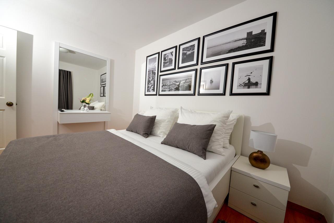 Sunset Deluxe Vilă Vir